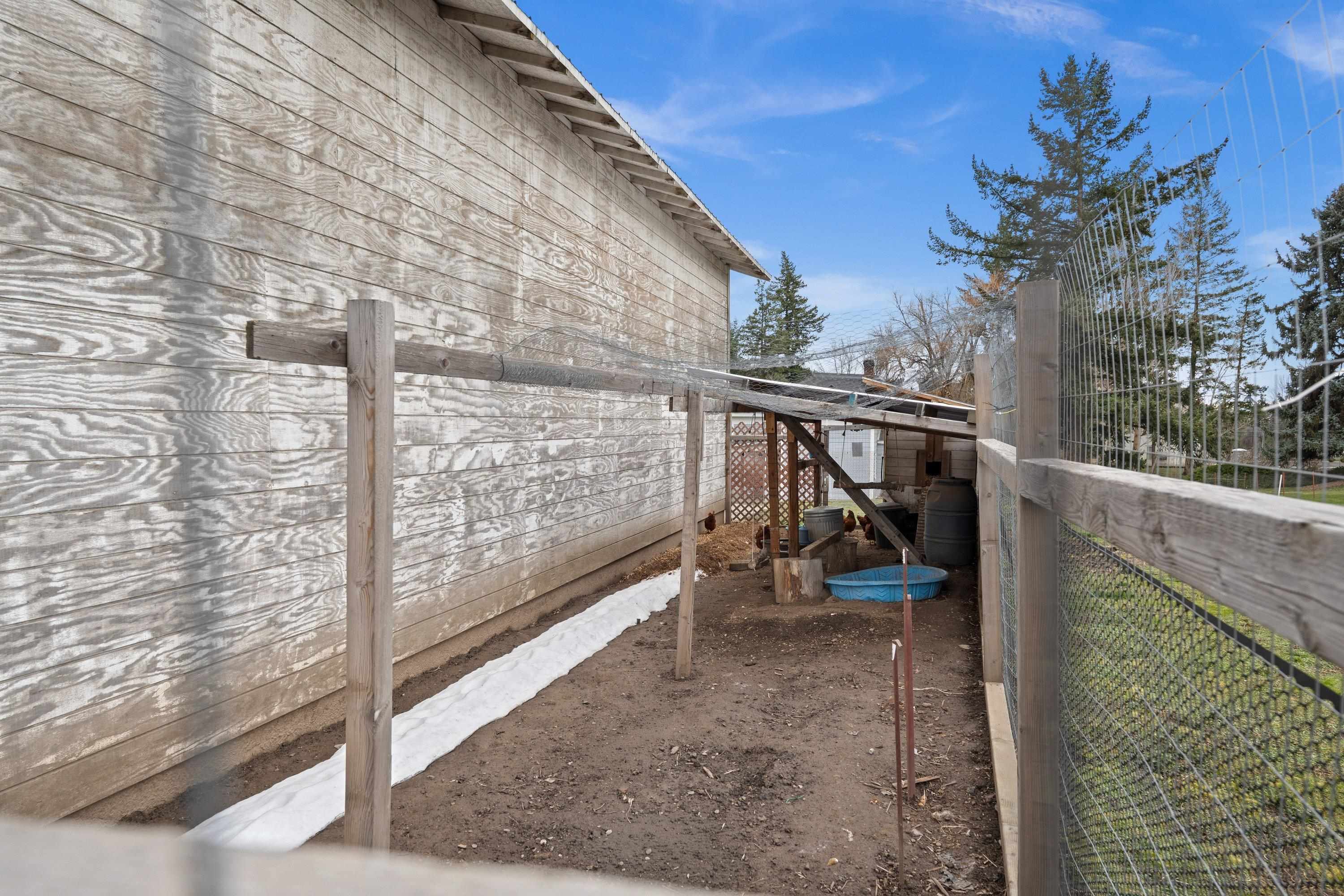 203 E Chestnut St - Photo 30