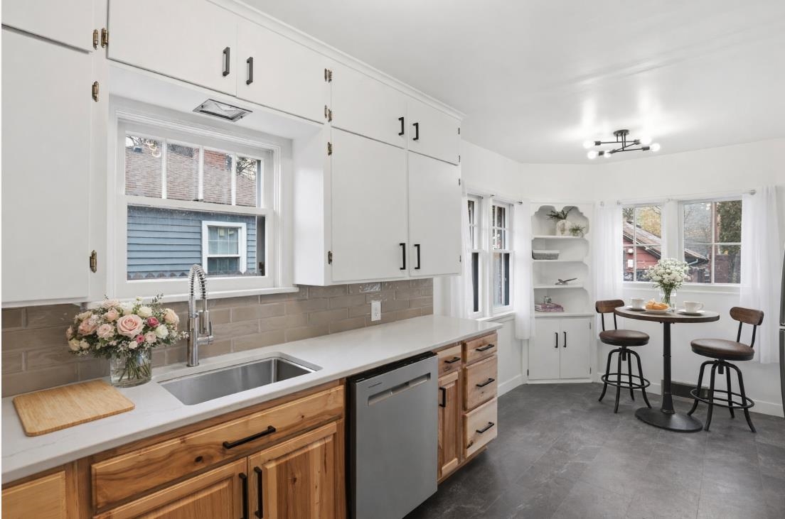 511 W 27th Ave - Photo 13