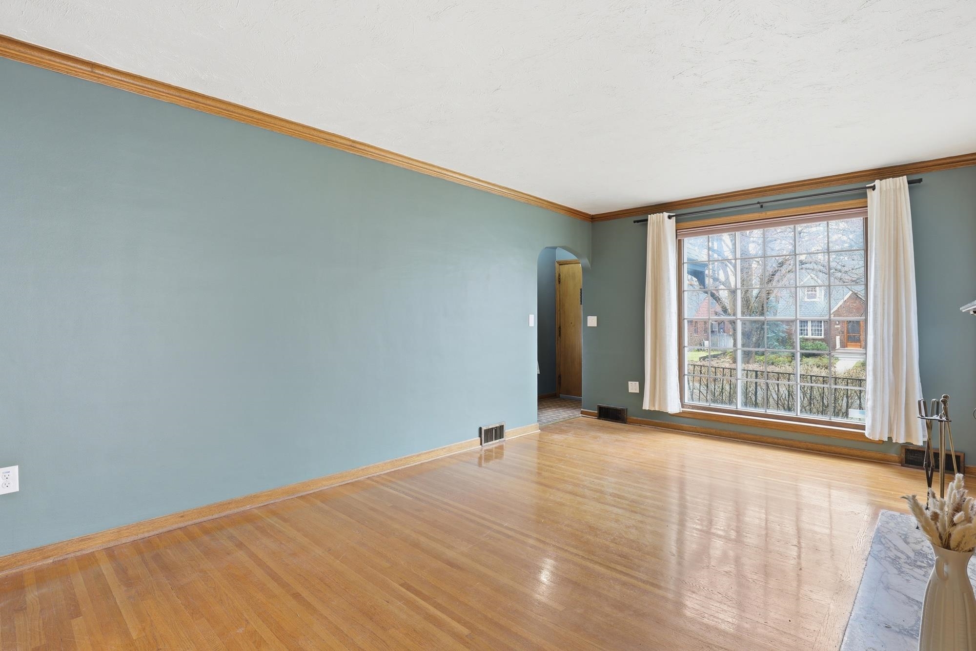511 W 27th Ave - Photo 7