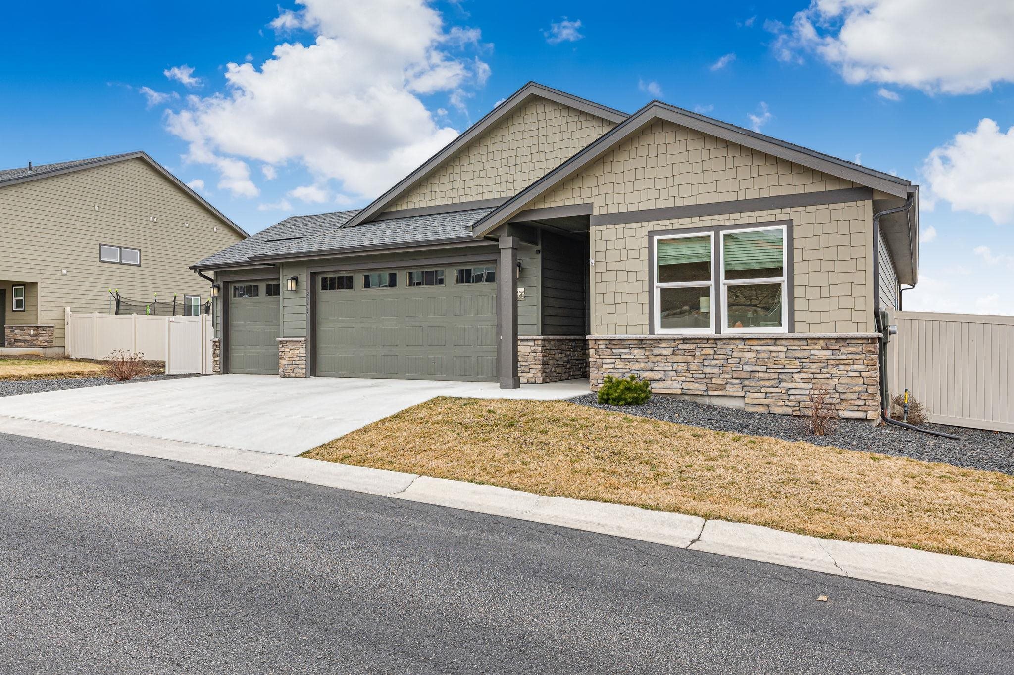 20754 E VALLEY VISTA Dr - Photo 2