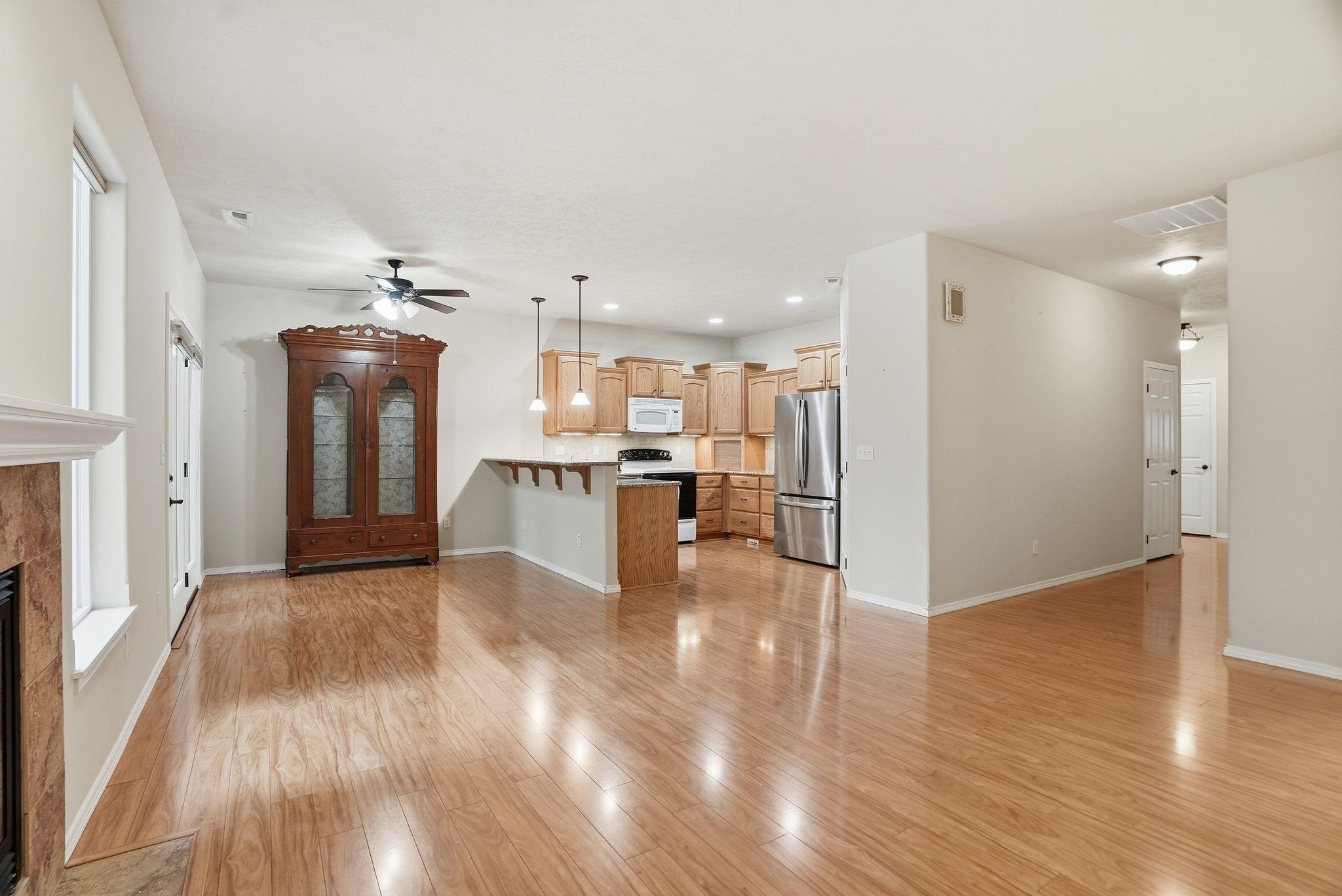 610 S Dartmouth Ln - Photo 6