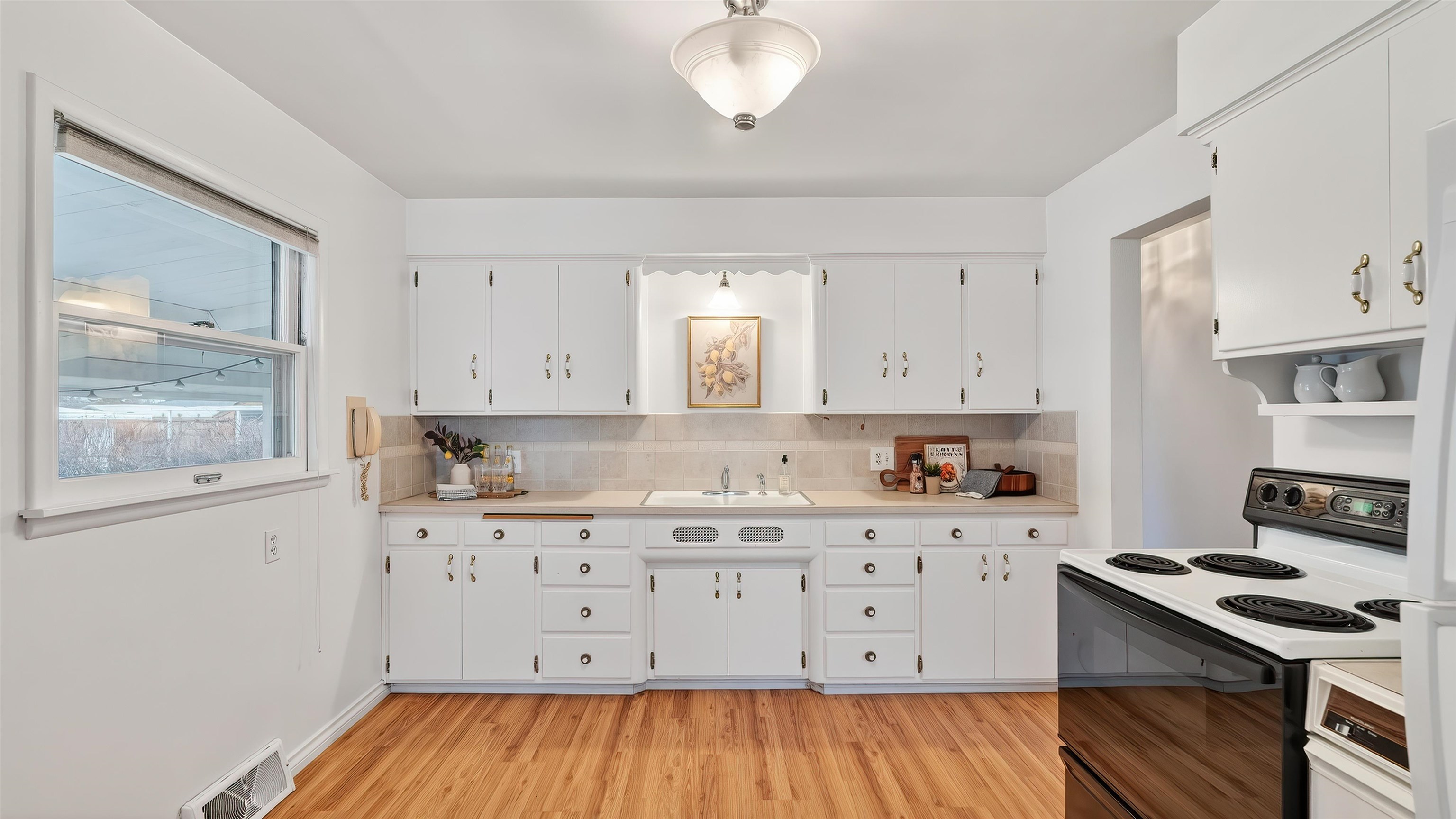 114 E Sanson Ave - Photo 19