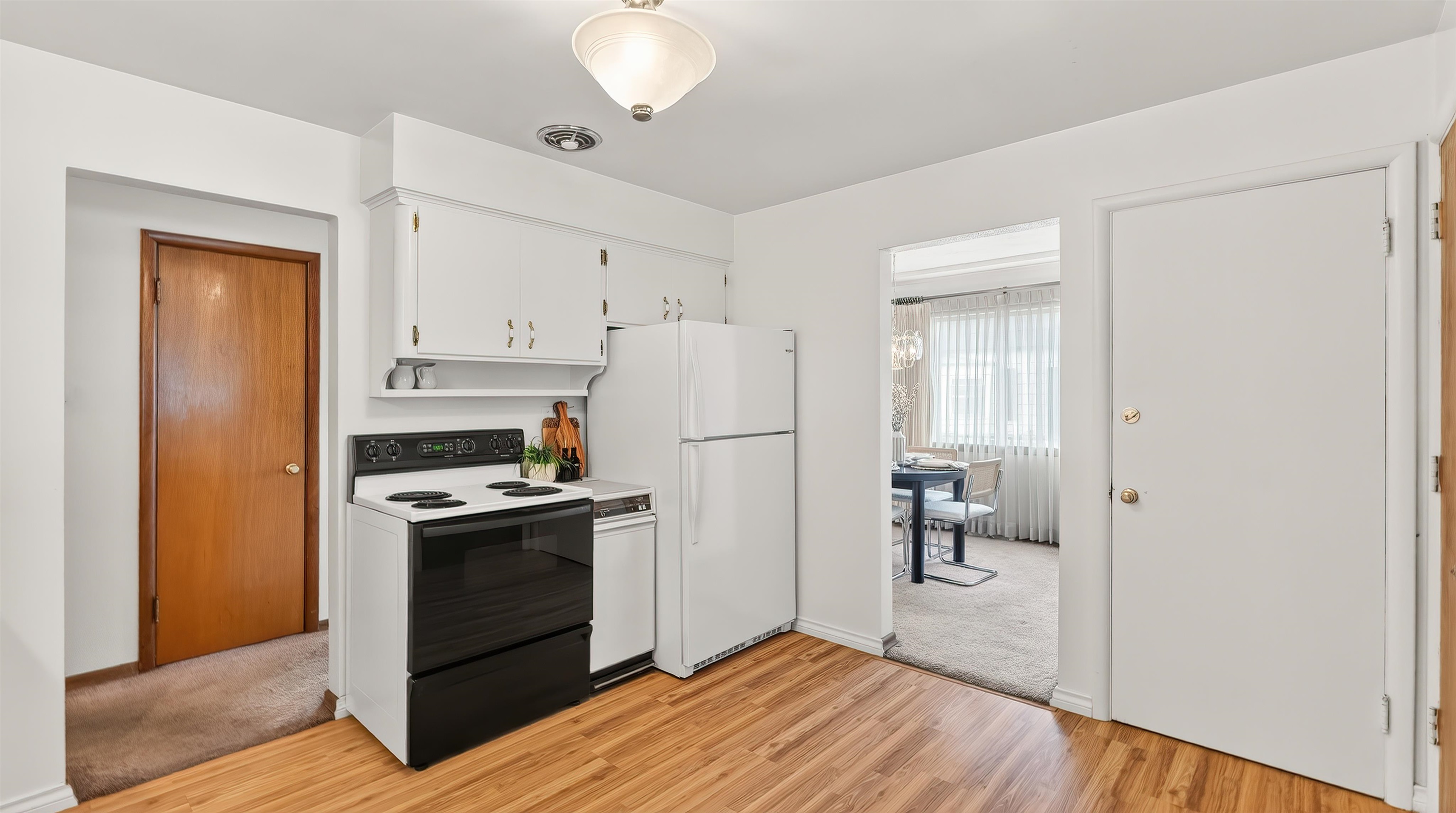 114 E Sanson Ave - Photo 21
