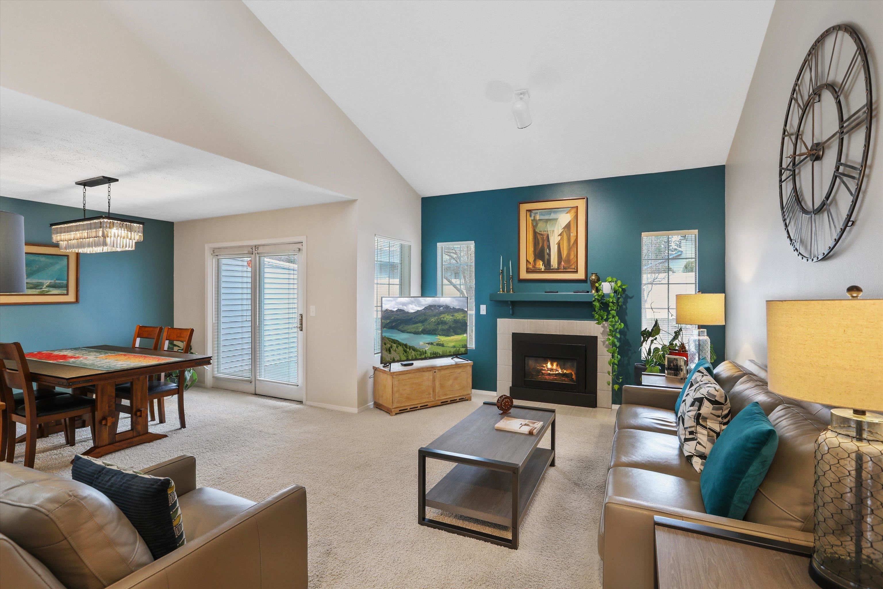 618 W Holmberg Ln - Photo 4