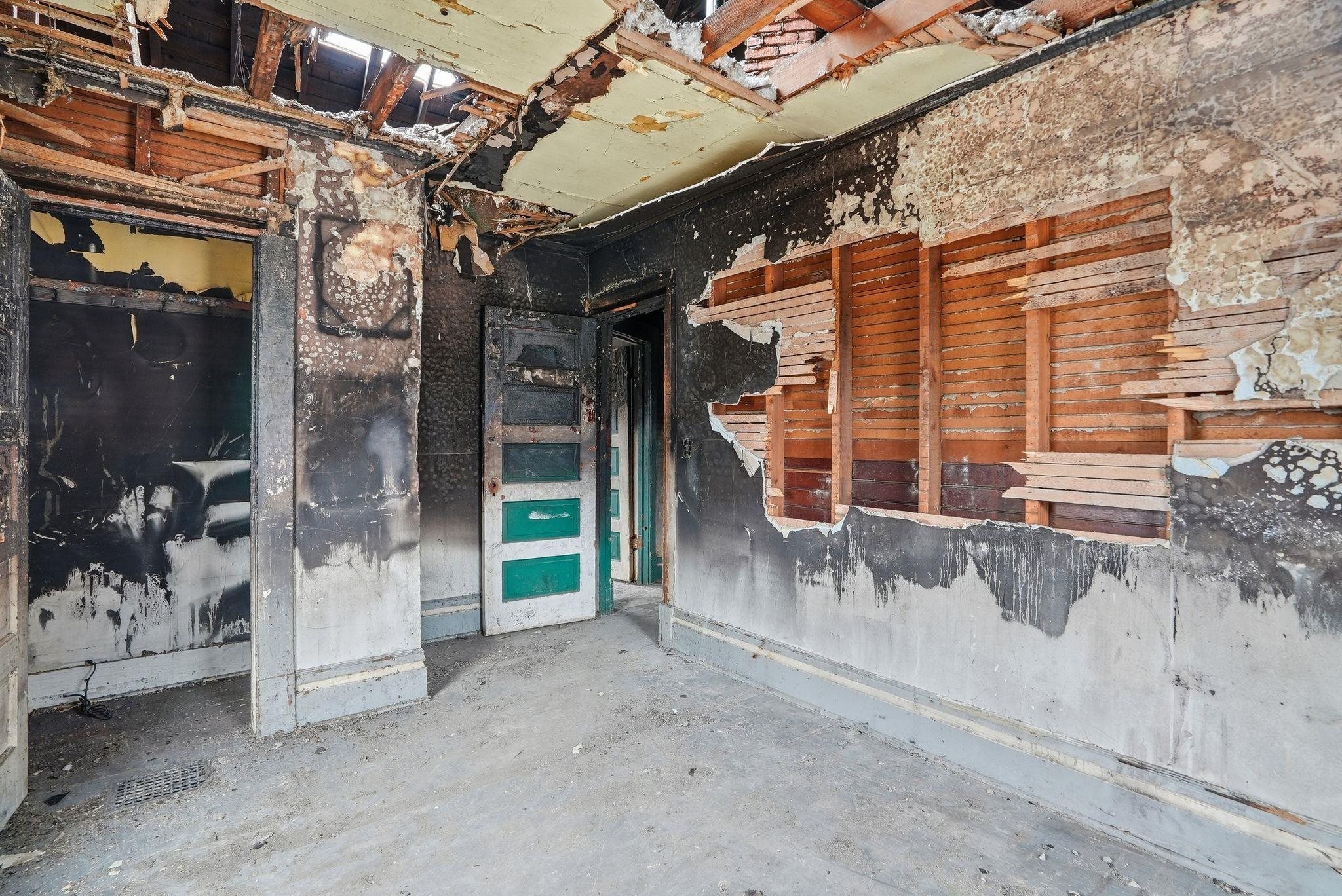 907 W Maxwell Ave - Photo 11