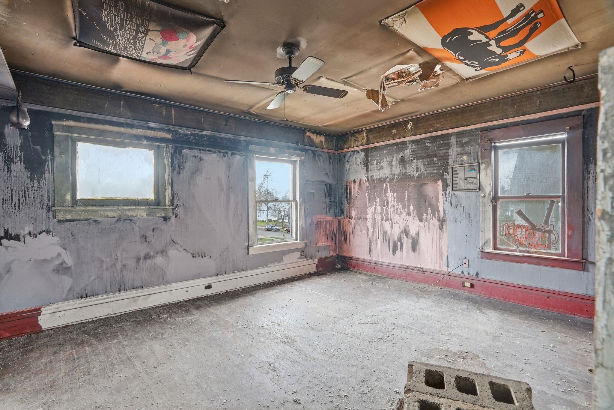 907 W Maxwell Ave - Photo 14