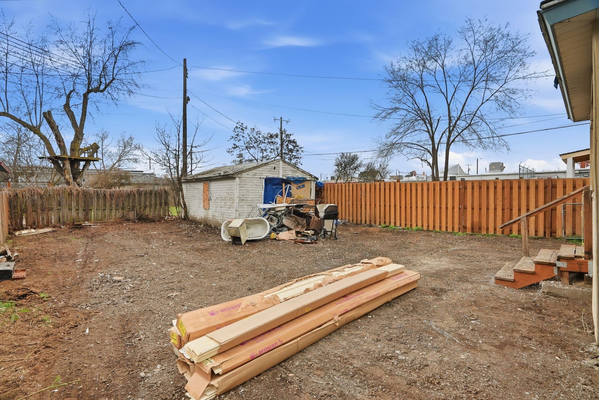 907 W Maxwell Ave - Photo 18