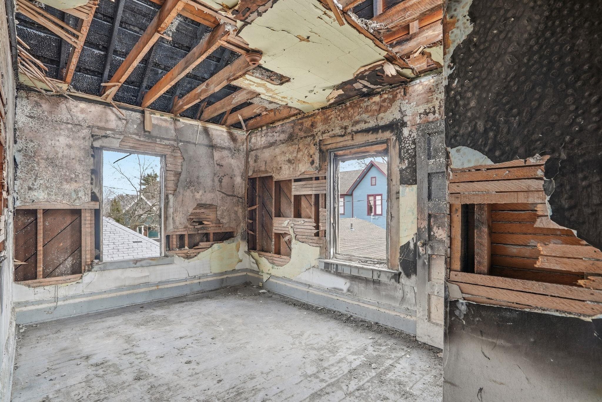 907 W Maxwell Ave - Photo 10