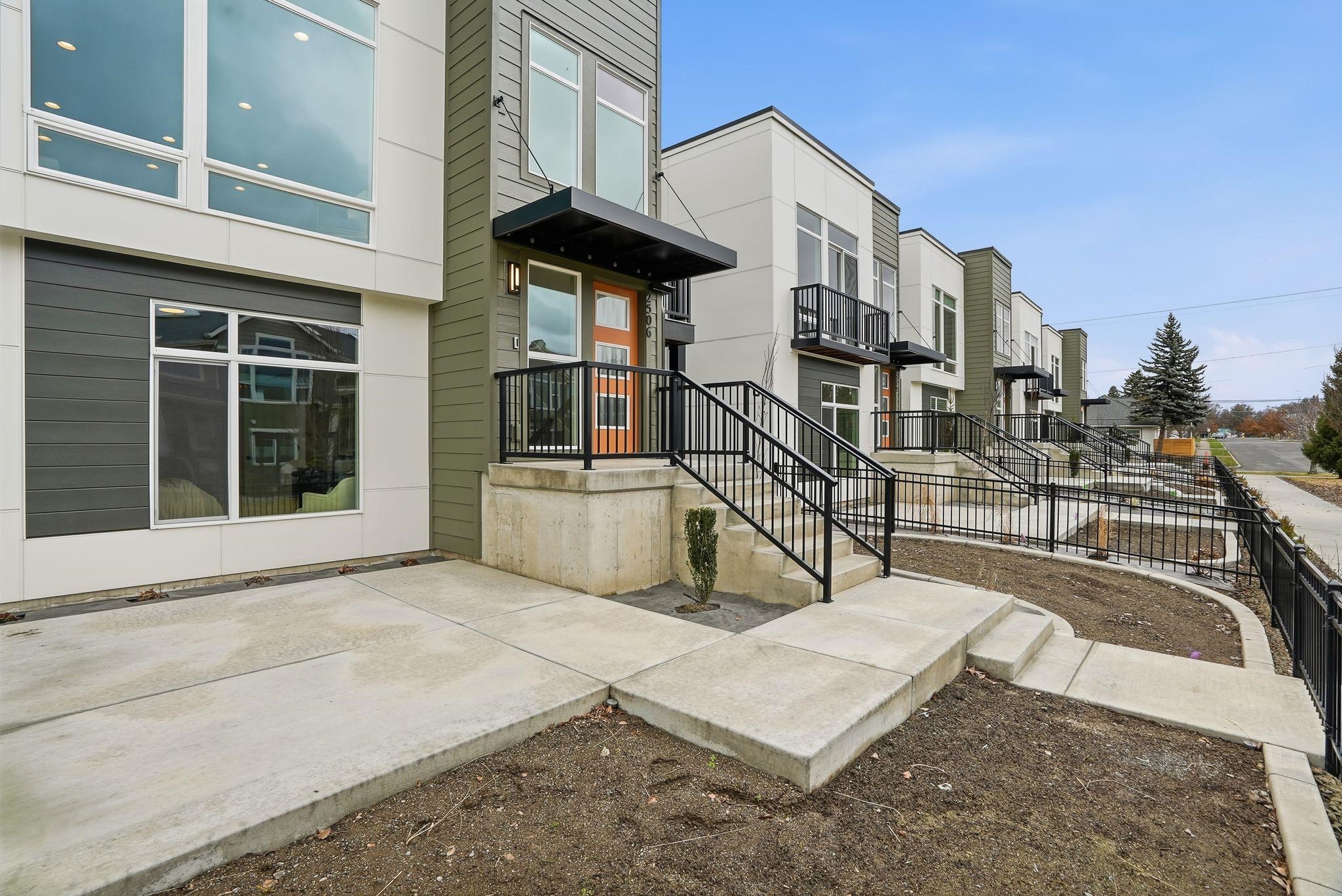 2530 W Summit Pkwy - Photo 6
