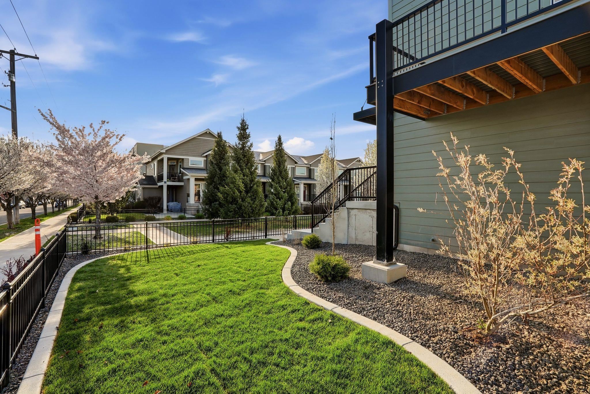 2530 W Summit Pkwy - Photo 7
