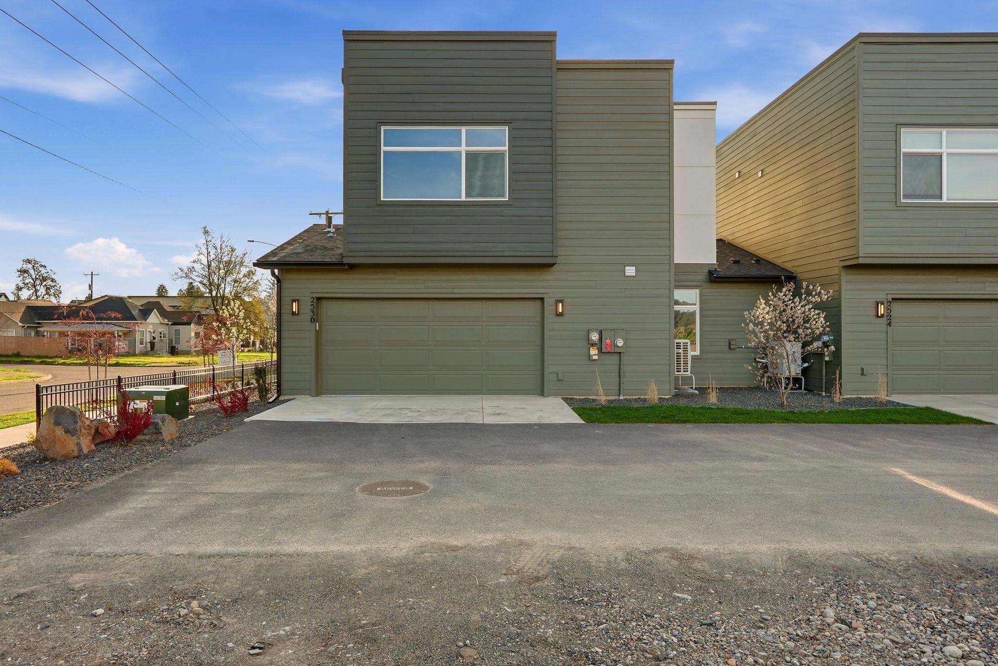 2530 W Summit Pkwy - Photo 9