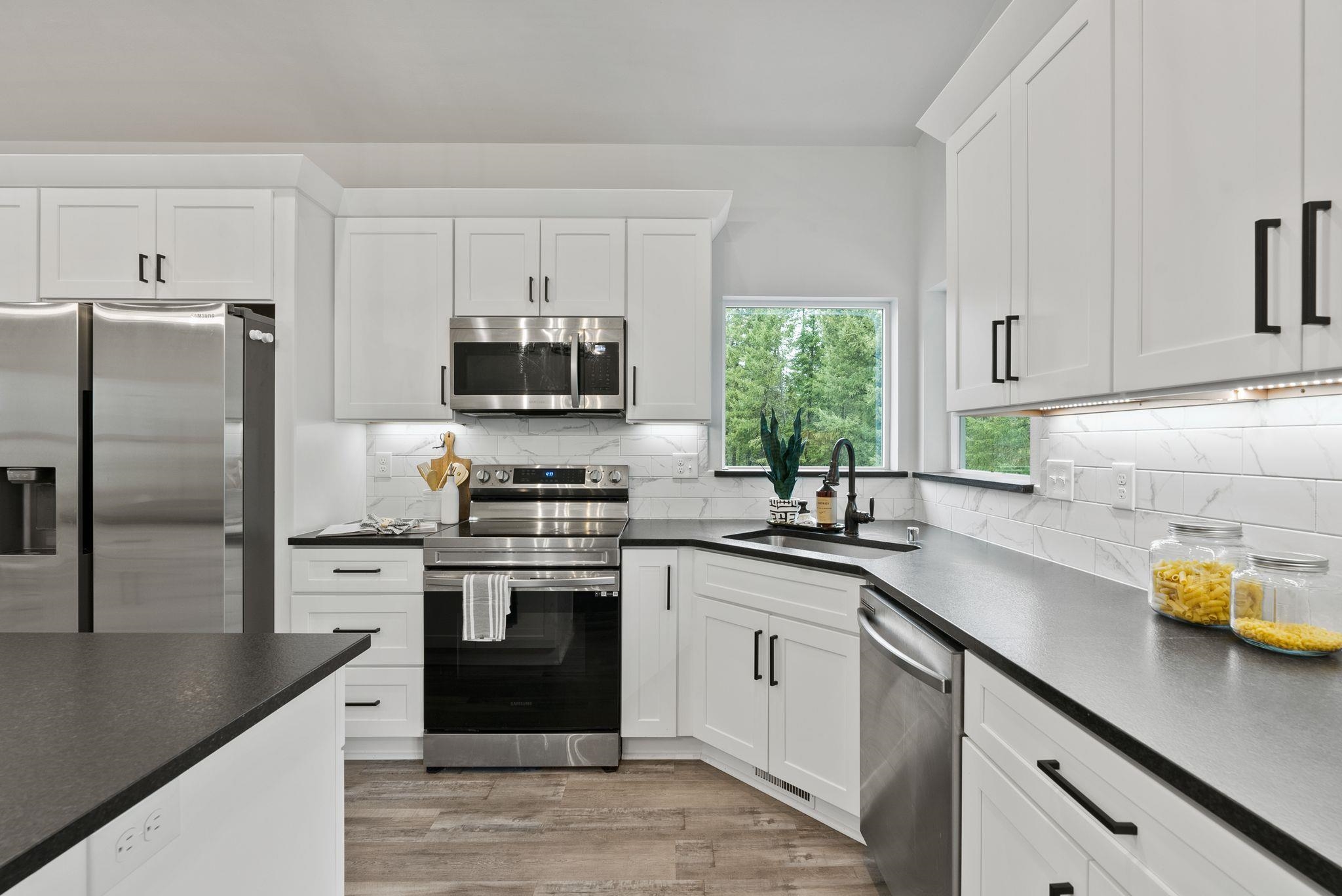 826 Thomas Ln - Photo 13