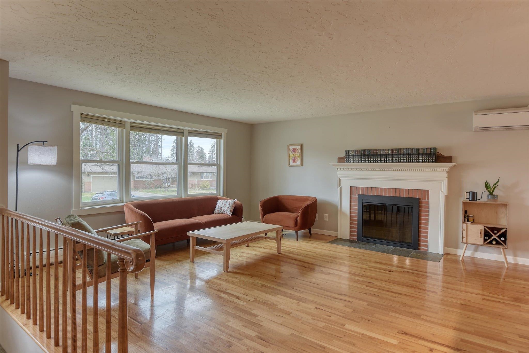 4301 S MADELIA St - Photo 4