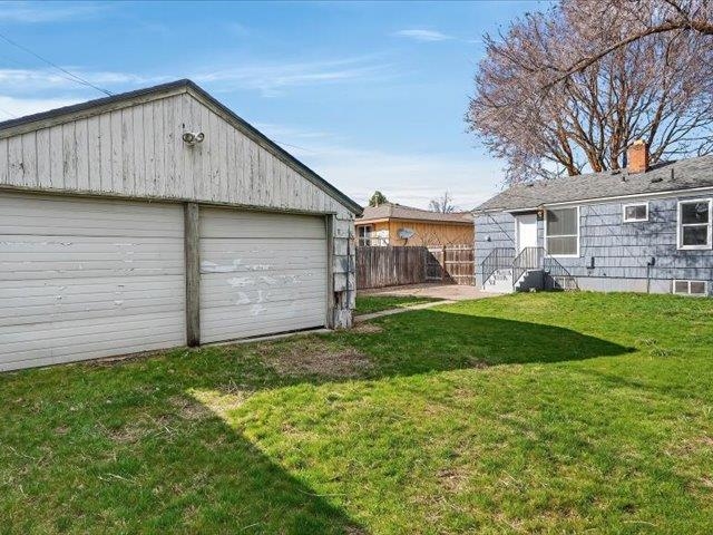 1648 E Wabash Ave - Photo 23