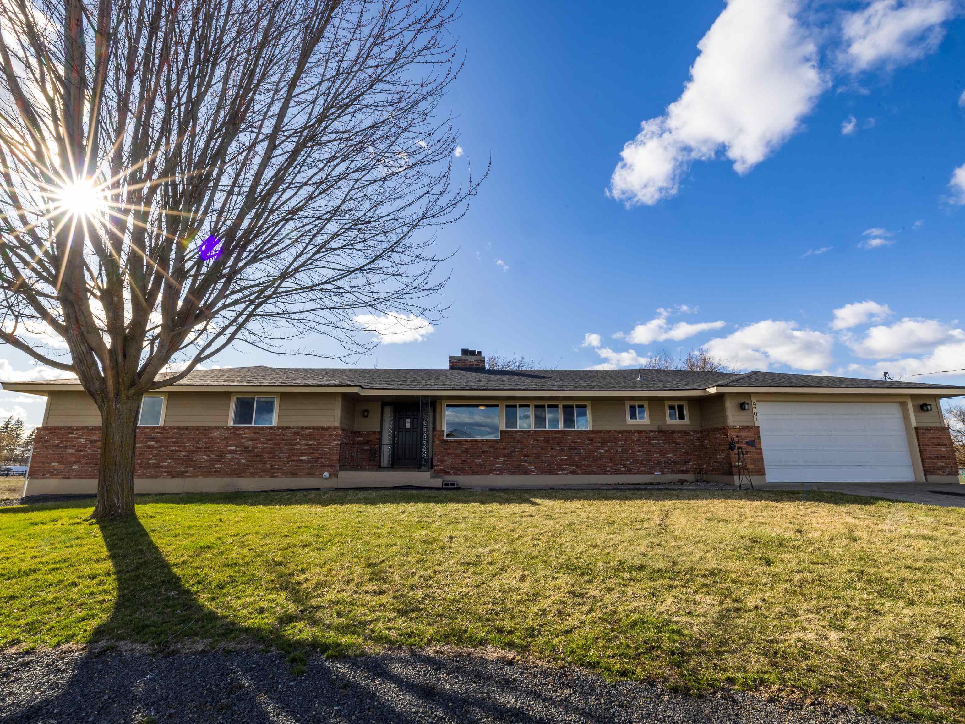 9707 N EDNA St - Photo 1