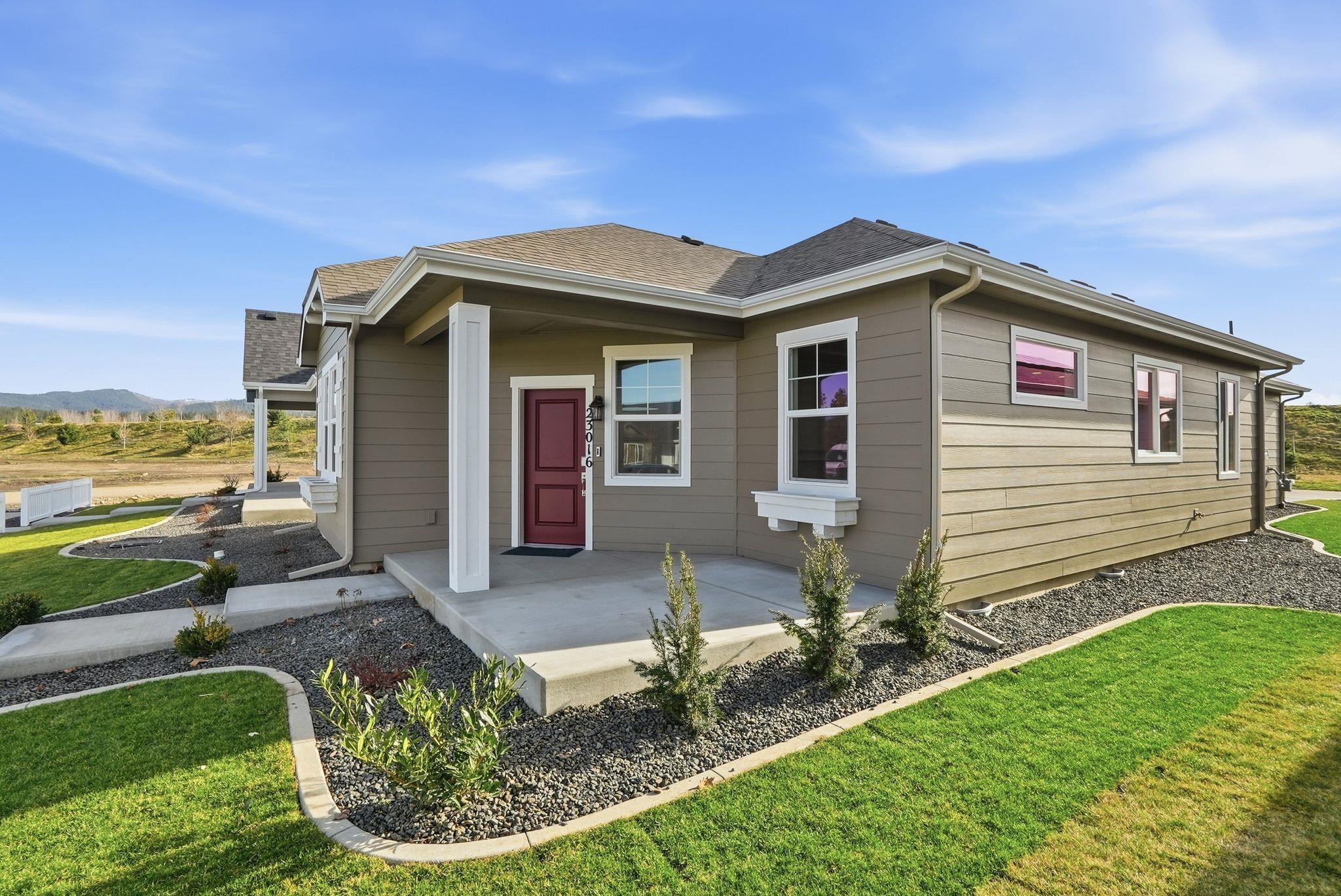 23016 E Edgewater Ln - Photo 3