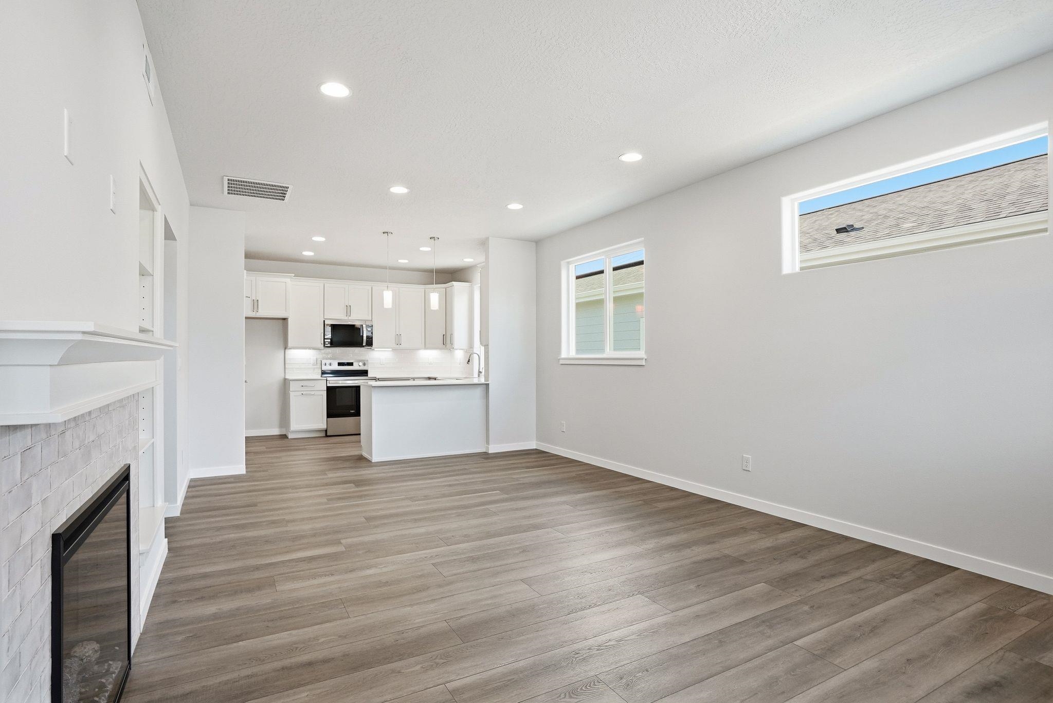 23016 E Edgewater Ln - Photo 6