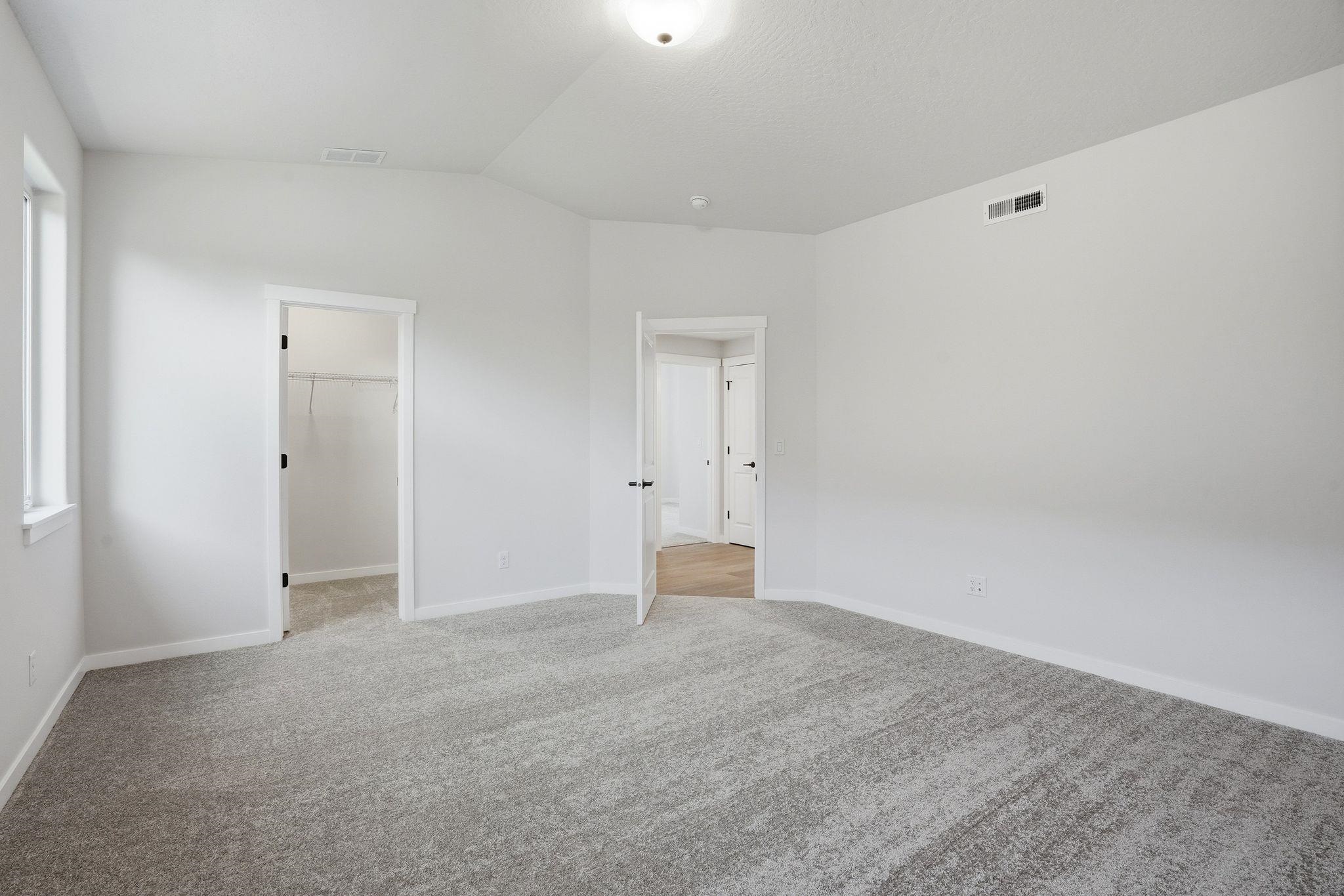 23018 E Edgewater Ln - Photo 16