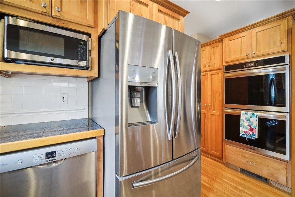625 W 22nd Ave - Photo 11