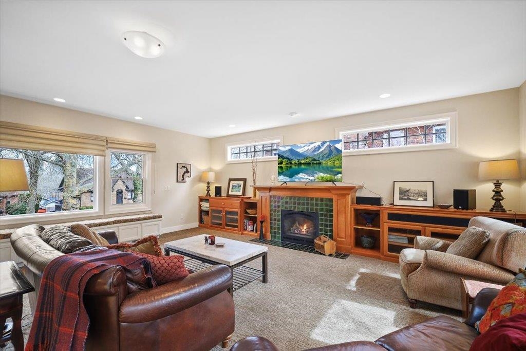 625 W 22nd Ave - Photo 16