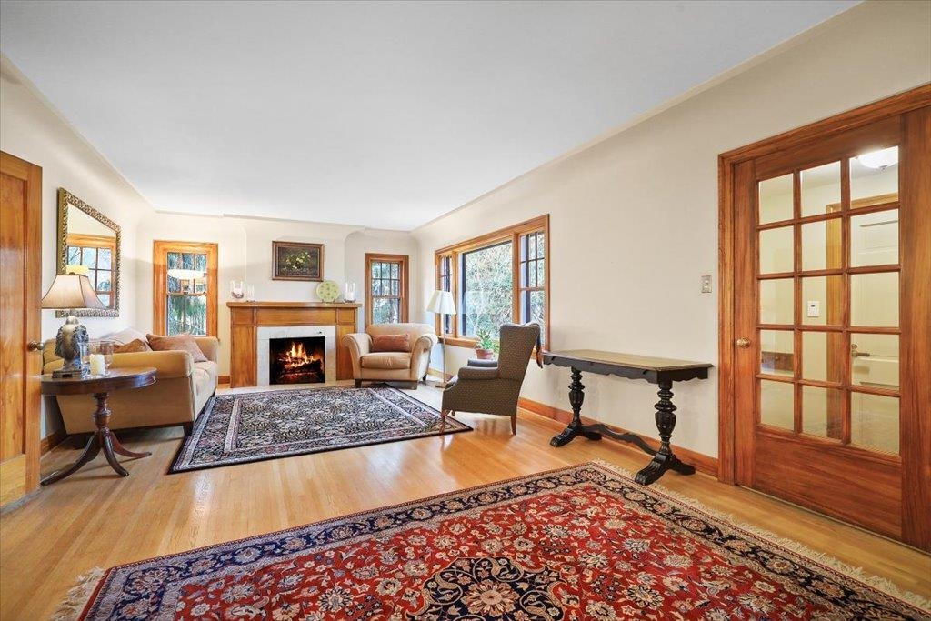 625 W 22nd Ave - Photo 3