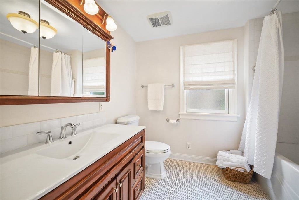 625 W 22nd Ave - Photo 22
