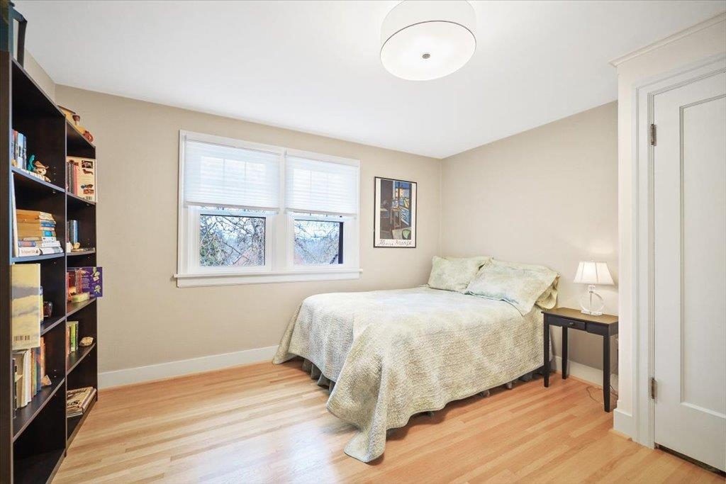625 W 22nd Ave - Photo 23