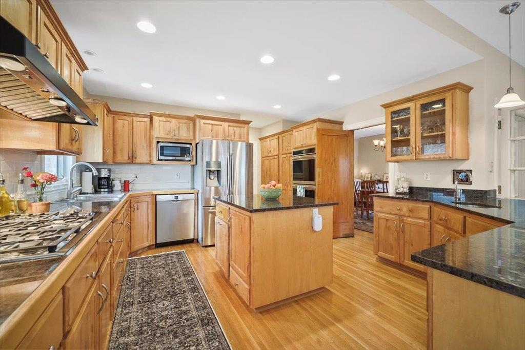 625 W 22nd Ave - Photo 10