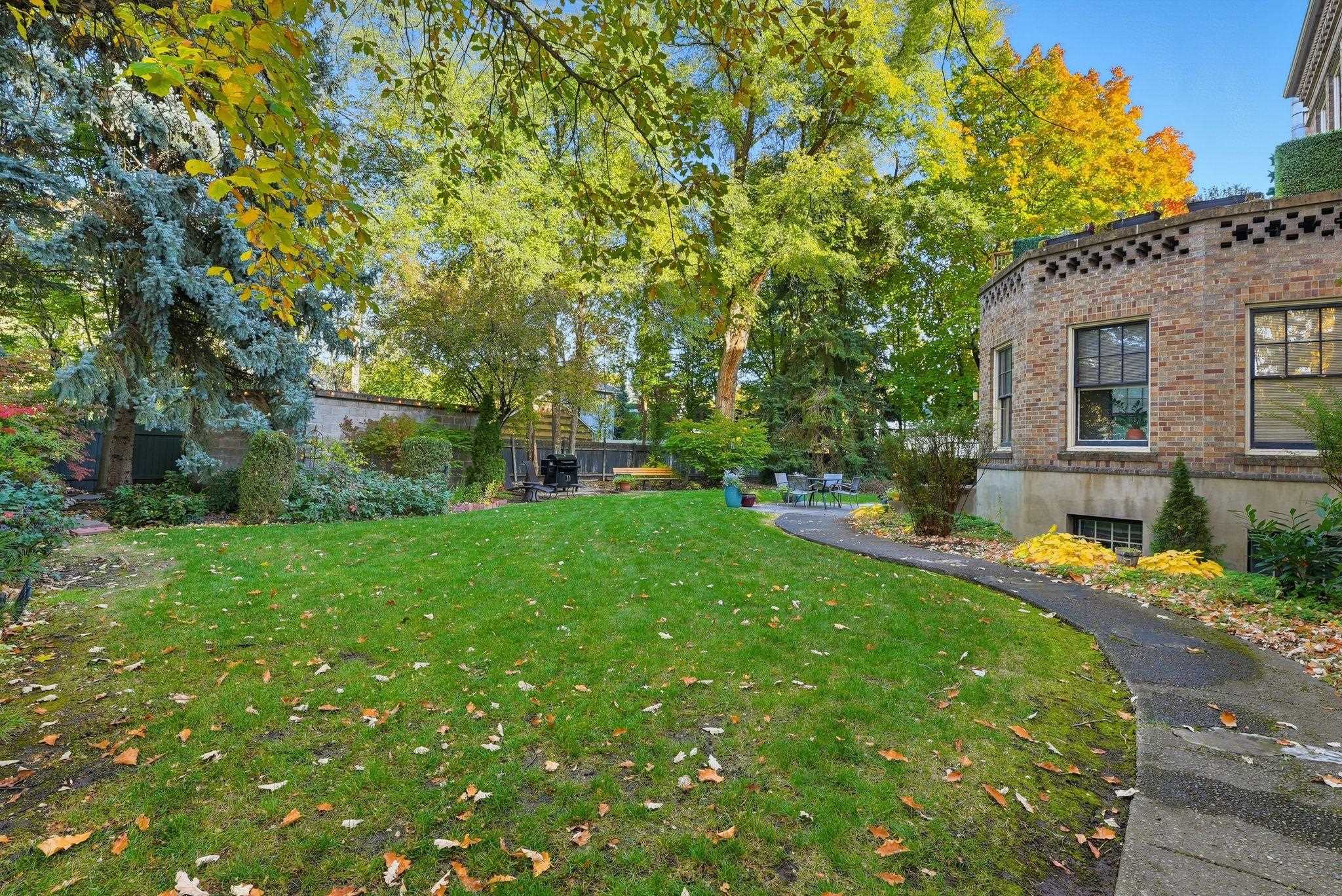 852 N Summit Blvd - Photo 21