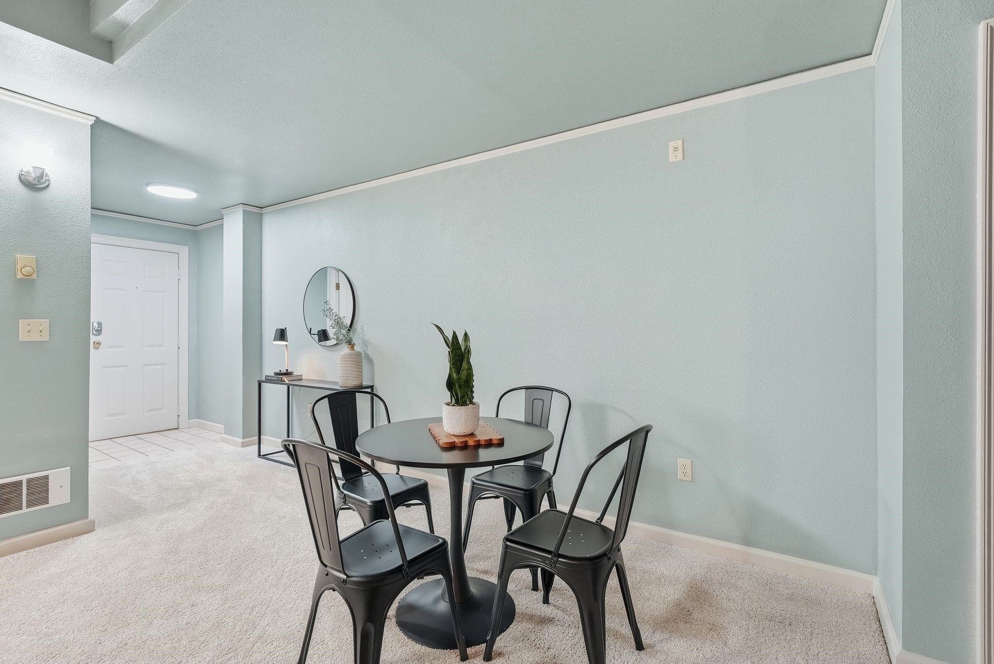 852 N Summit Blvd - Photo 5