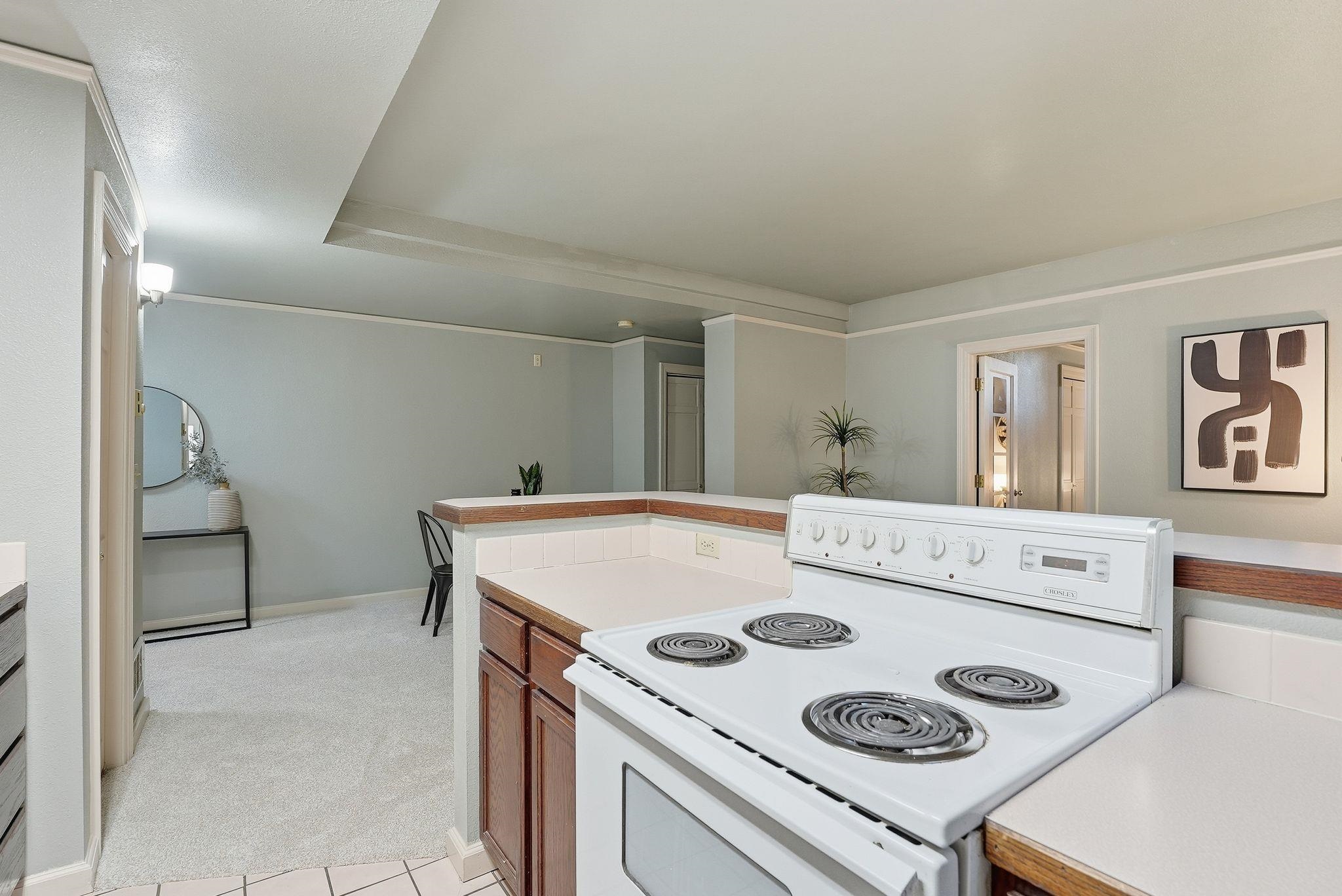 852 N Summit Blvd - Photo 10