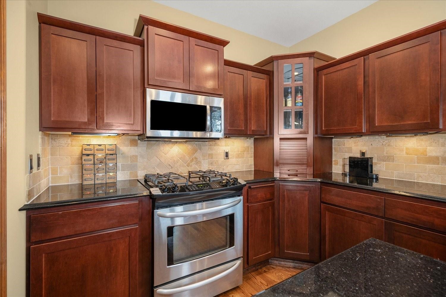 7303 E Bigelow Gulch Rd - Photo 16