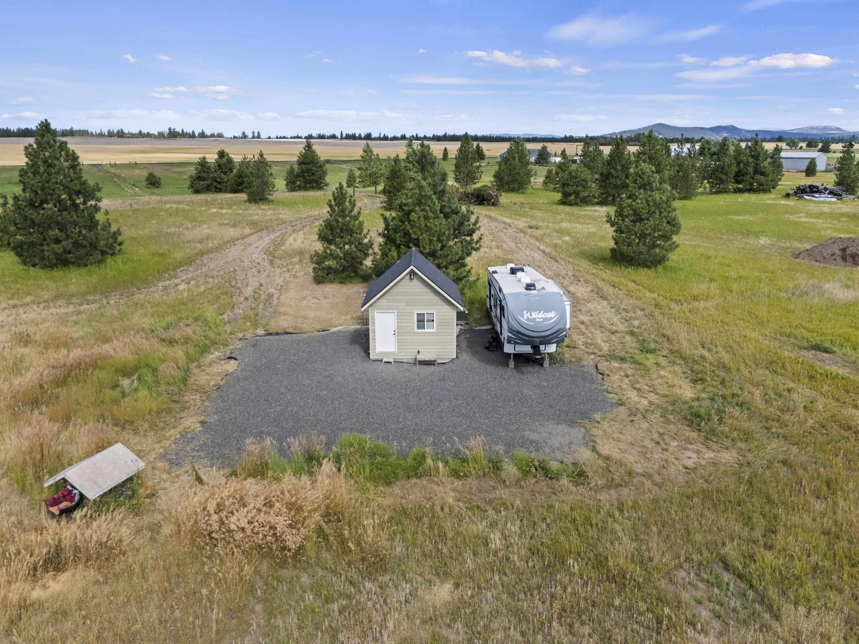 13952 N Dover Rd - Photo 2