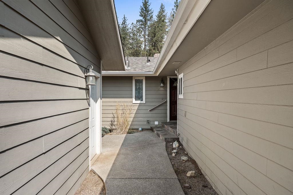 12620 N Nine Mile Rd - Photo 4