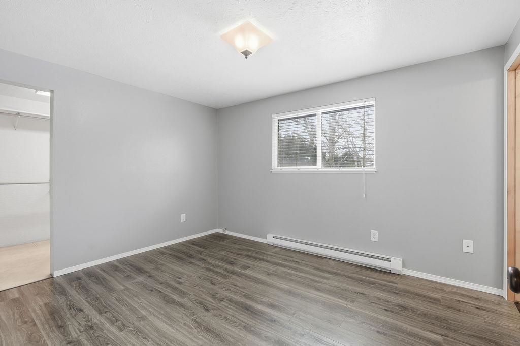 11516 E 37th Ave - Photo 18