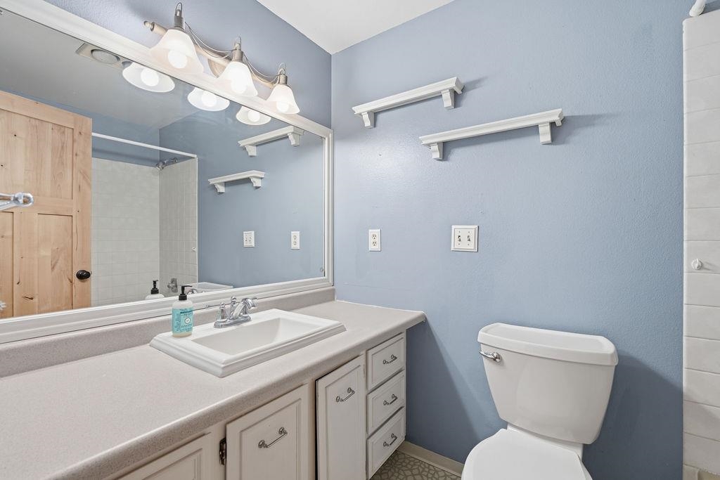 11516 E 37th Ave - Photo 22