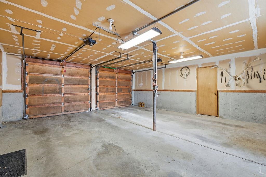 11516 E 37th Ave - Photo 29