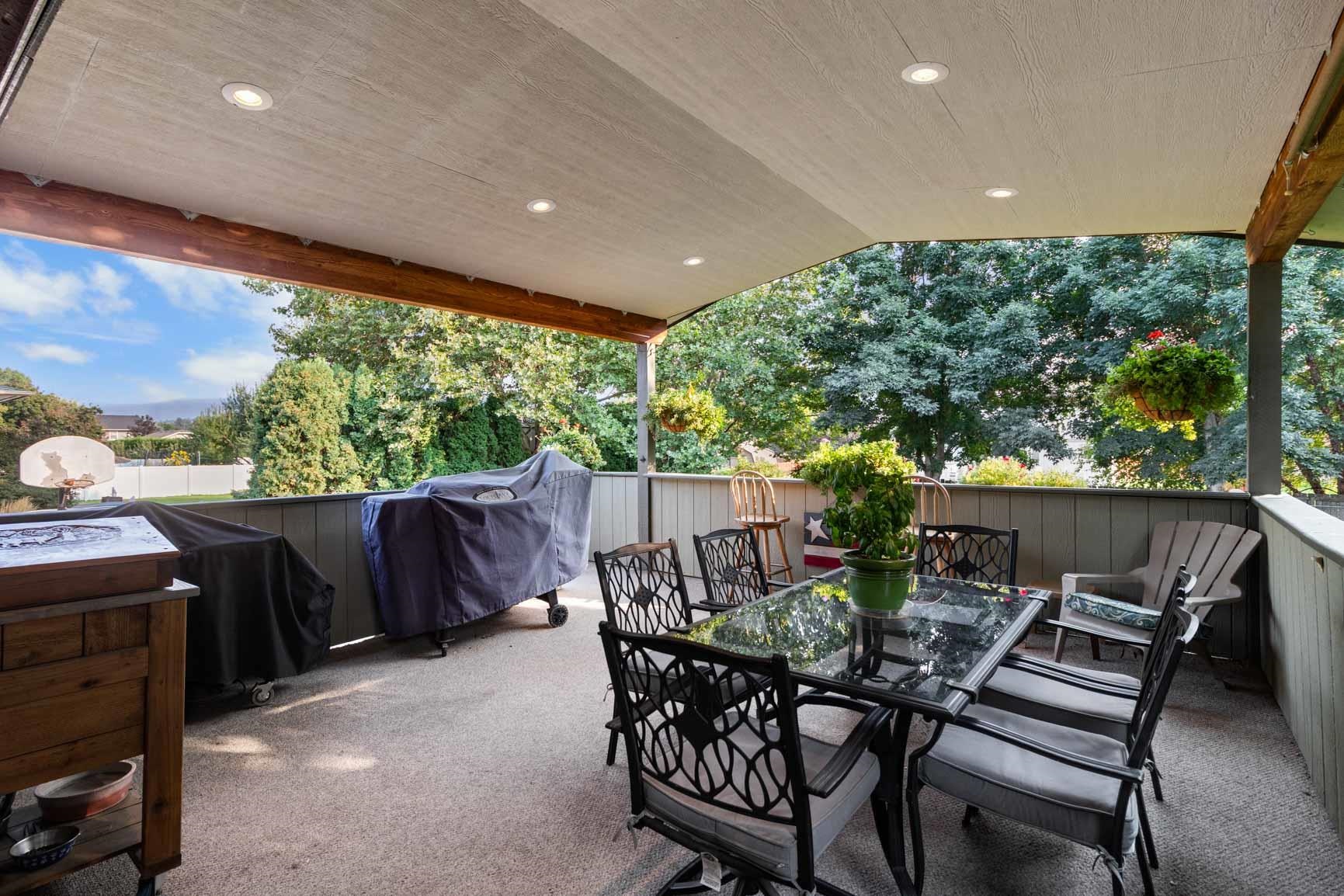 11516 E 37th Ave - Photo 32