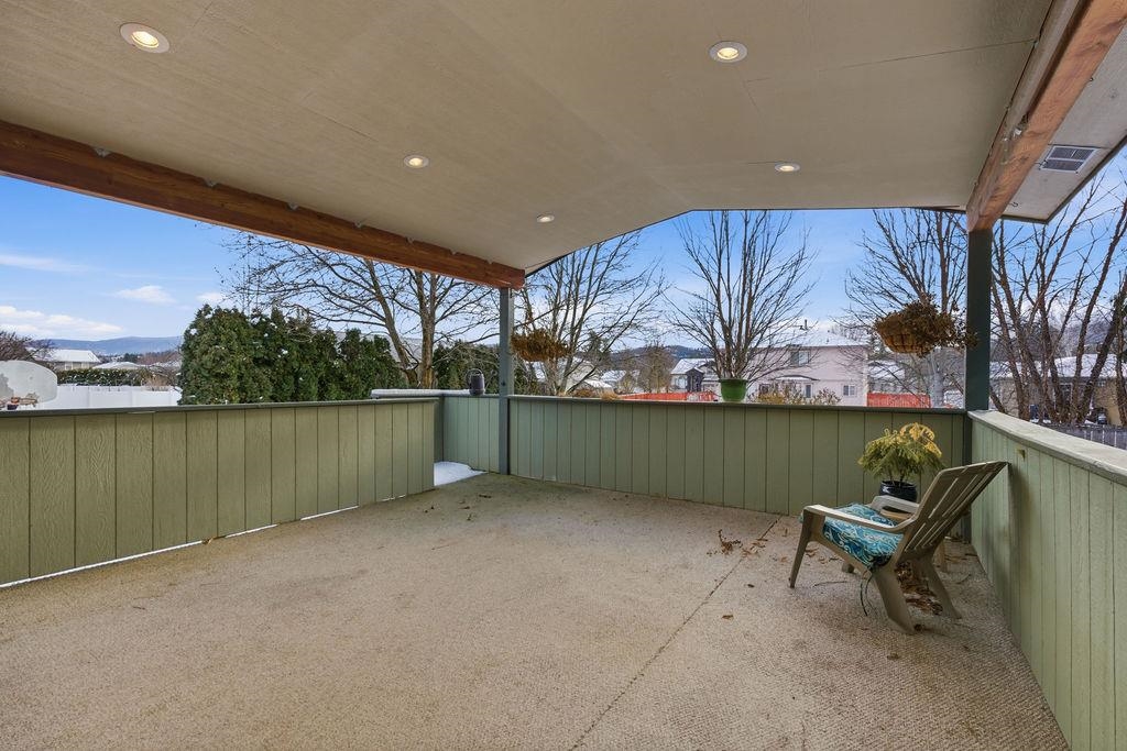 11516 E 37th Ave - Photo 34