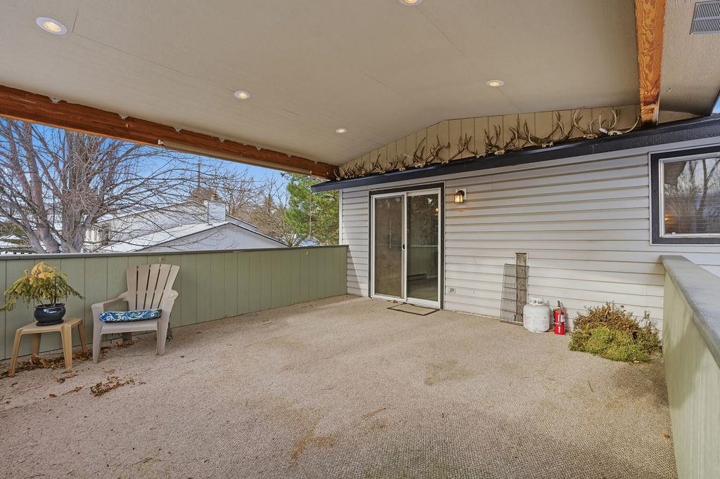 11516 E 37th Ave - Photo 35