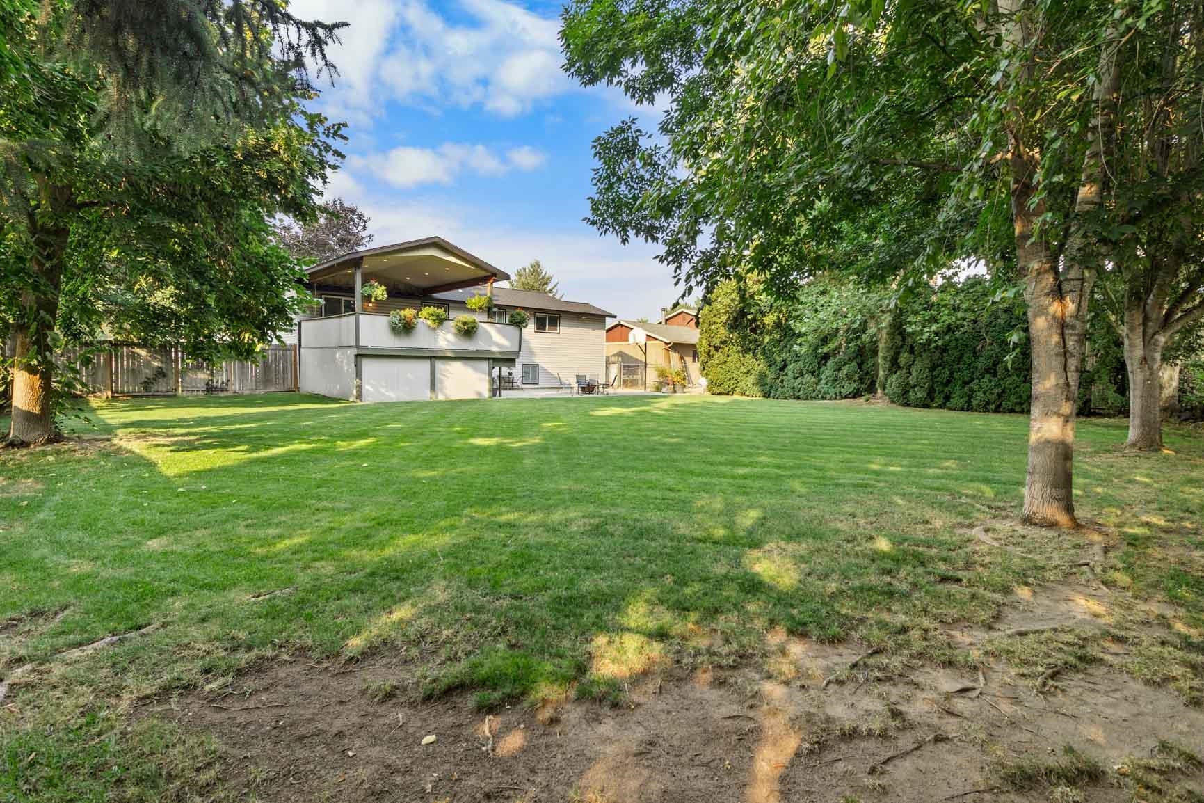 11516 E 37th Ave - Photo 37