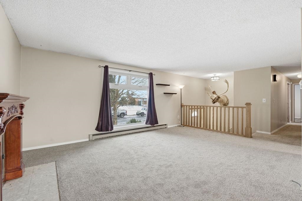 11516 E 37th Ave - Photo 8