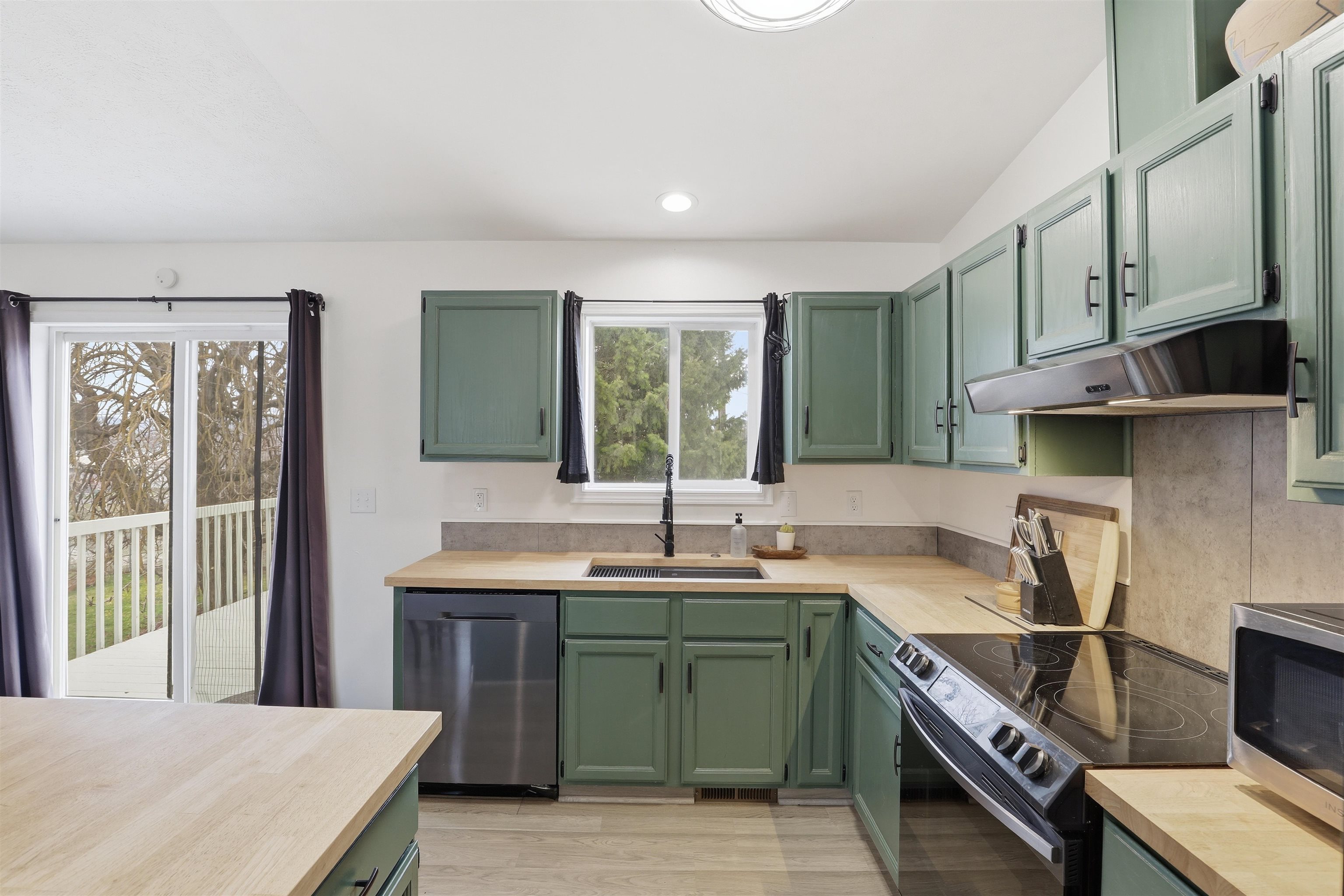 528 E Providence Ave - Photo 12