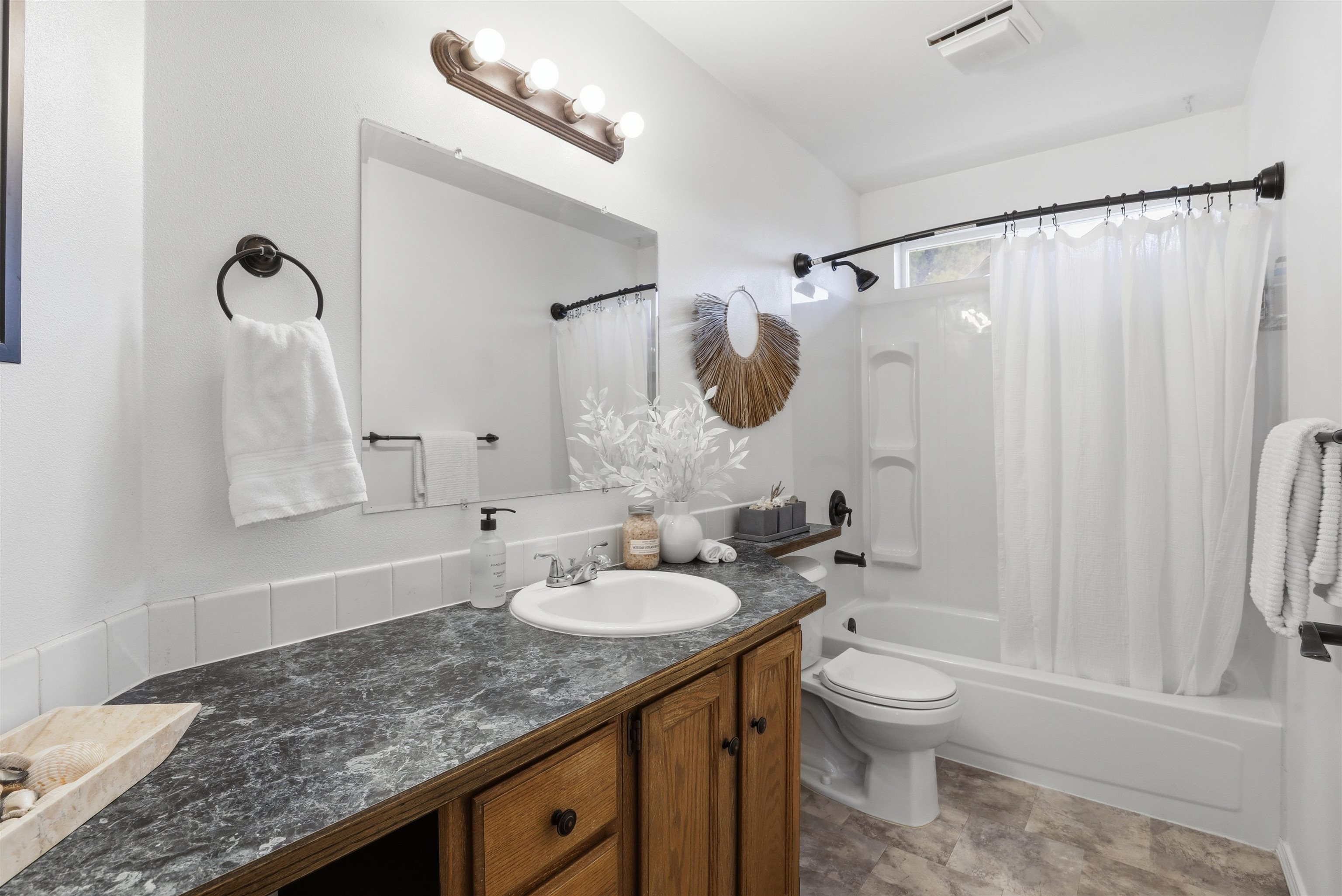 528 E Providence Ave - Photo 17