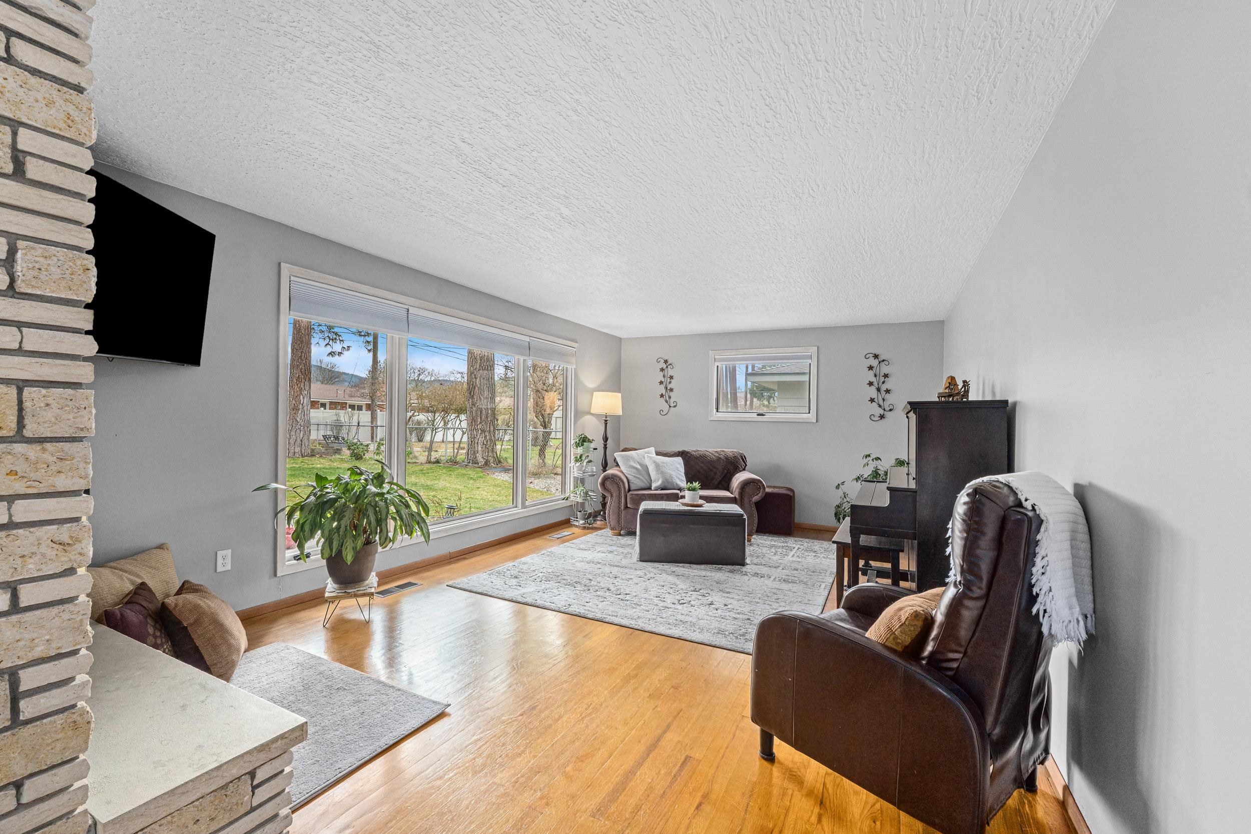 10816 E 18th Ave - Photo 3