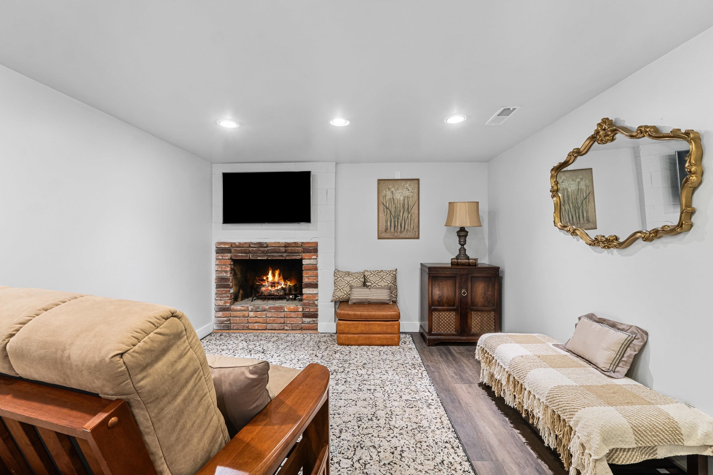 10816 E 18th Ave - Photo 23