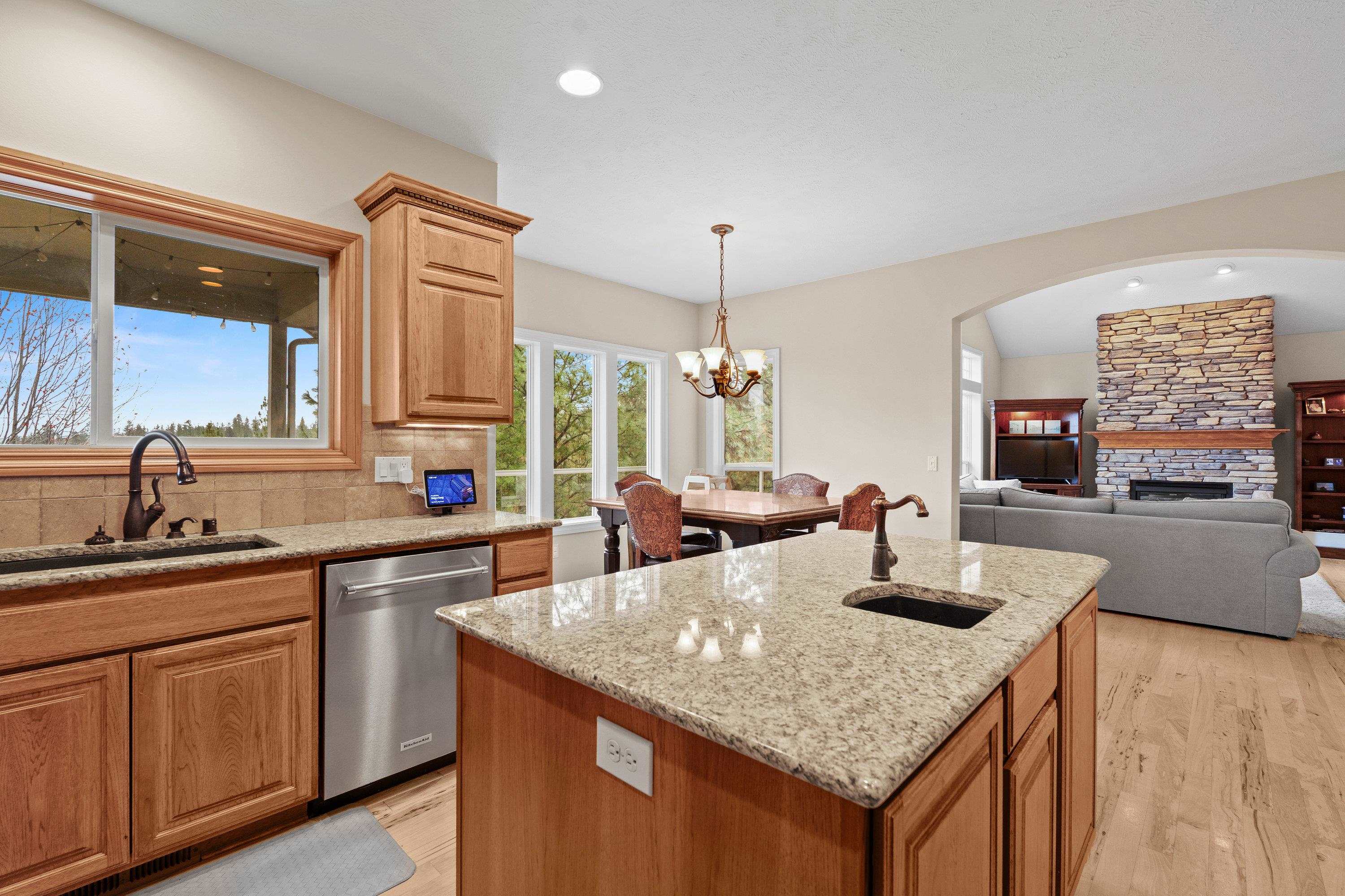 13821 E Bellessa Ln - Photo 12