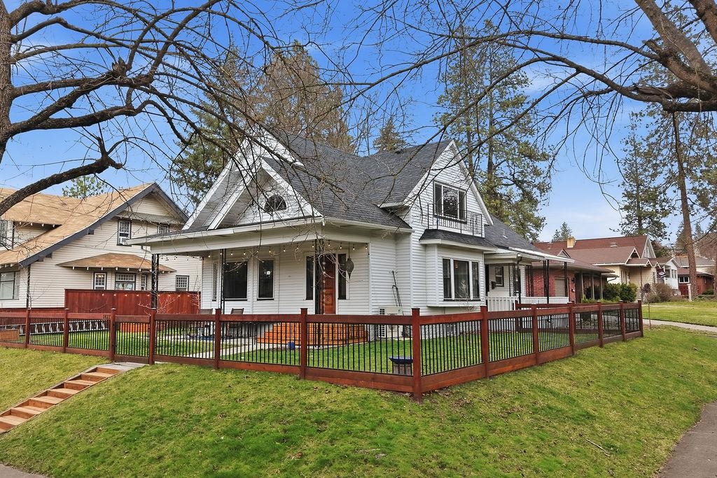 1427 S Madison St - Photo 3