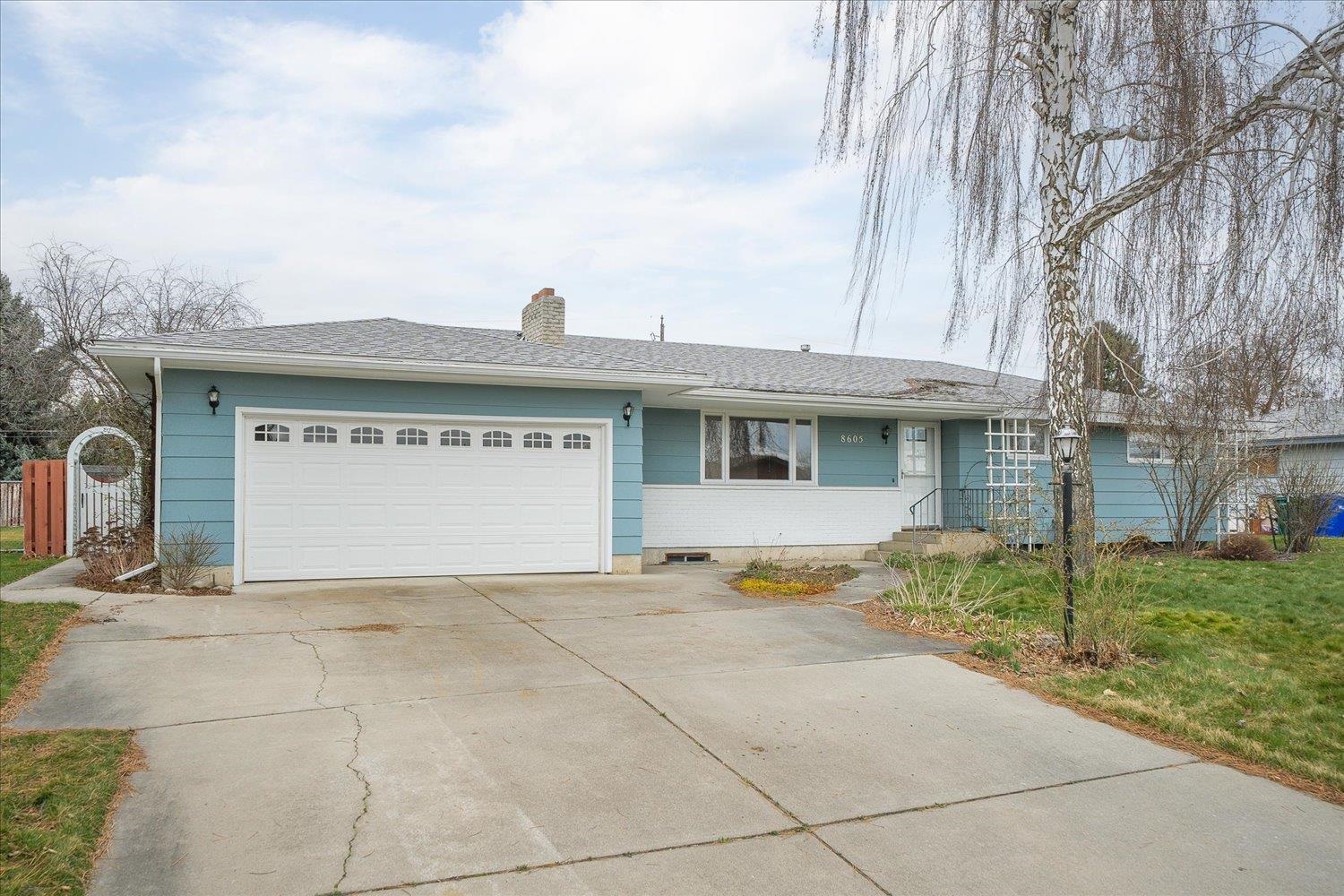 8605 E Whitman Ave - Photo 2