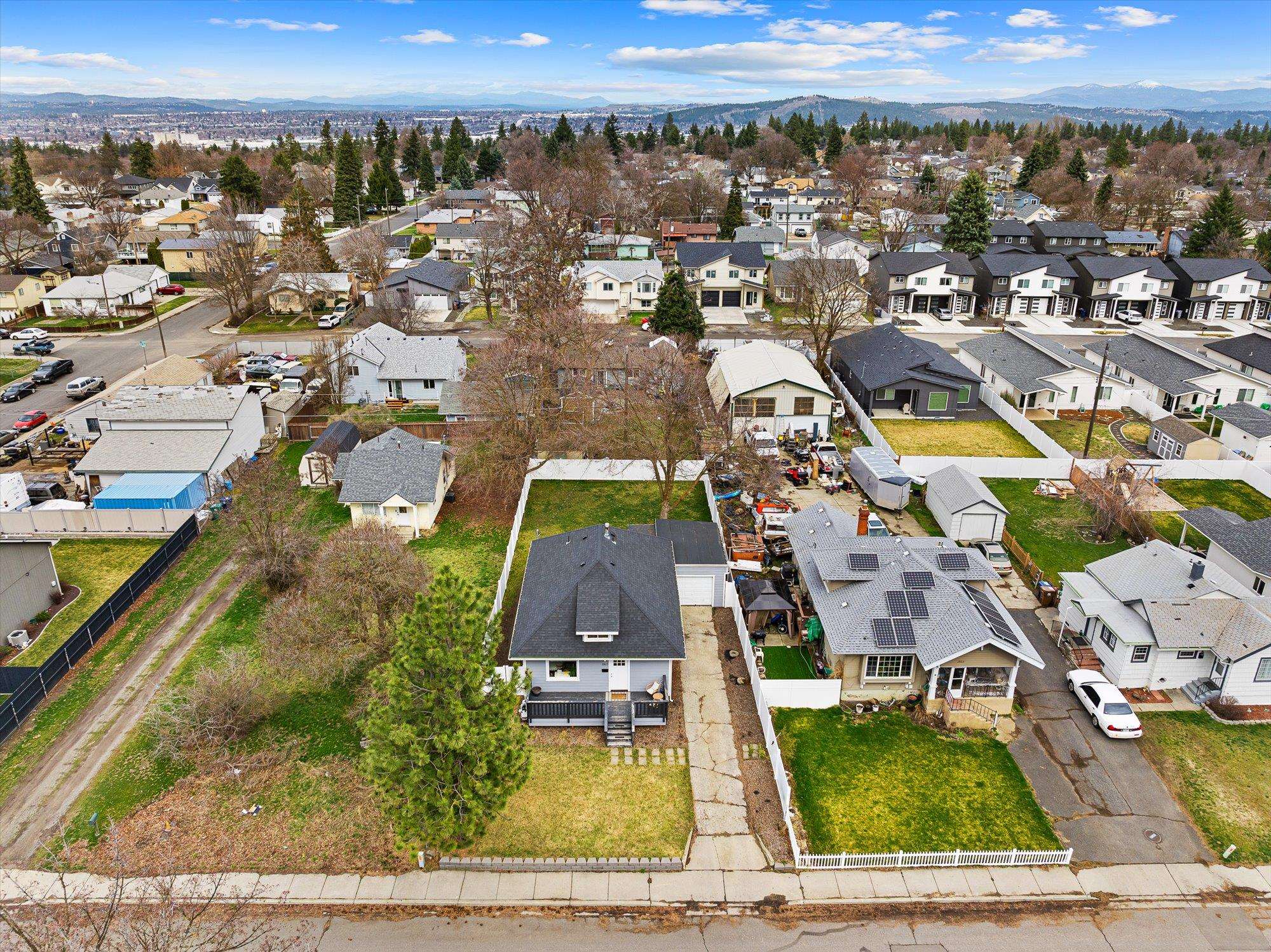 3817 E 28th Ave - Photo 32